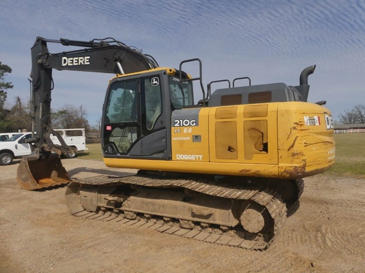 2019-deere-210g-image-4