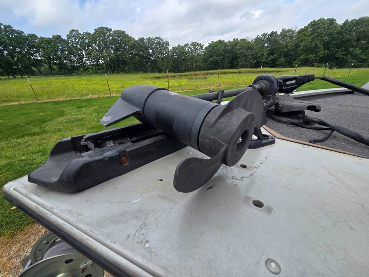 #24357-•-2002-g3-pro-175-boat-image-47