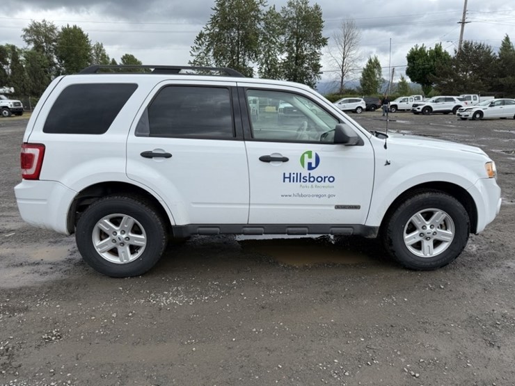 2008-ford-escape-image-3