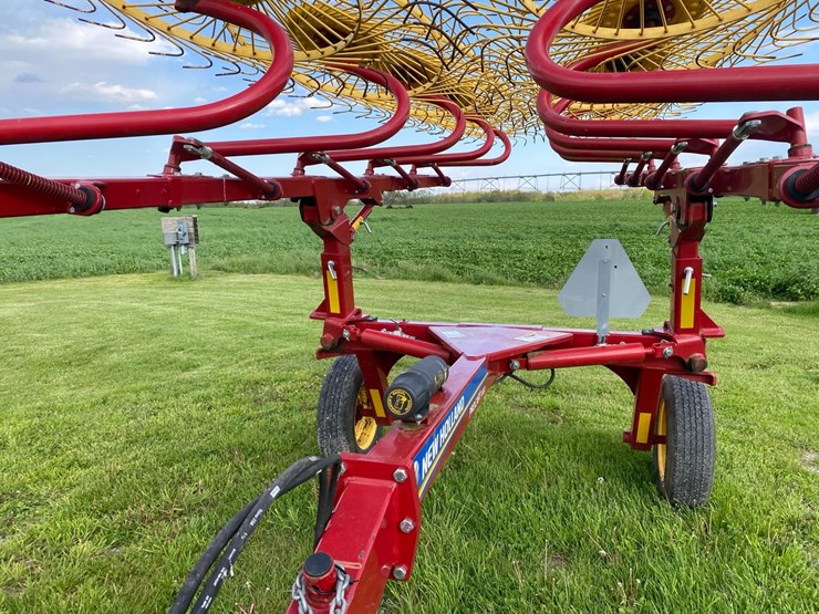 new-holland-pro-rake-image-10