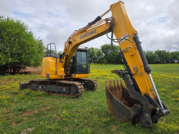 2022-liugong-excavator---only-318-hours-image-38