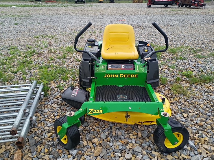2009-john-deere-z225-image-8
