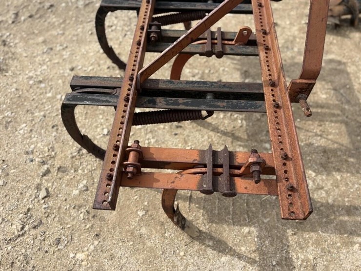 l3---5'-chisel-plow-image-4