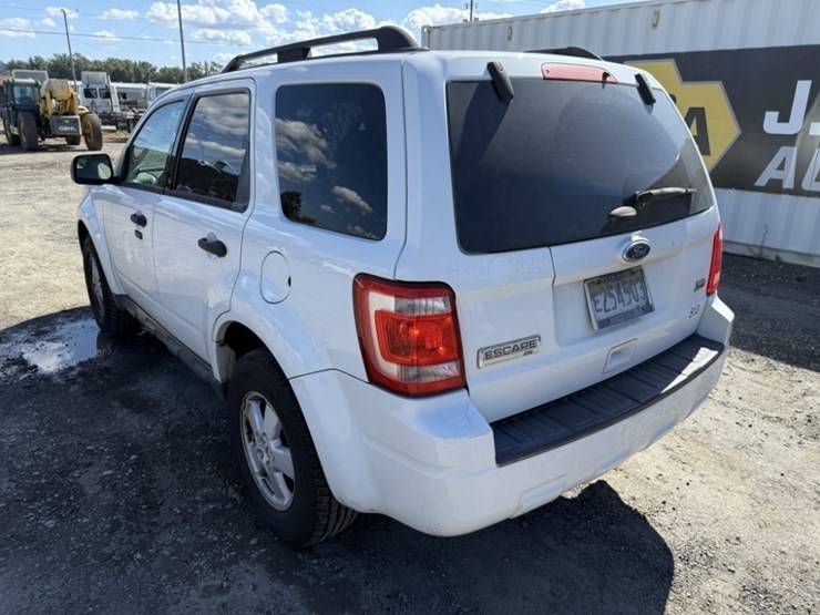 2012-ford-escape-image-6