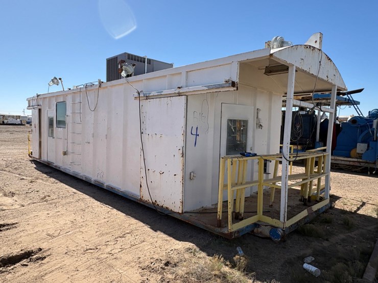 40’-x-15’-x-13.5’-doghouse-image-4