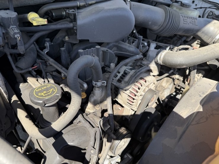 2002-ford-f250-xl-image-12