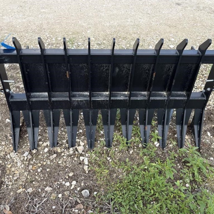 L1 - 60'' Titan Brush/ Root Rake