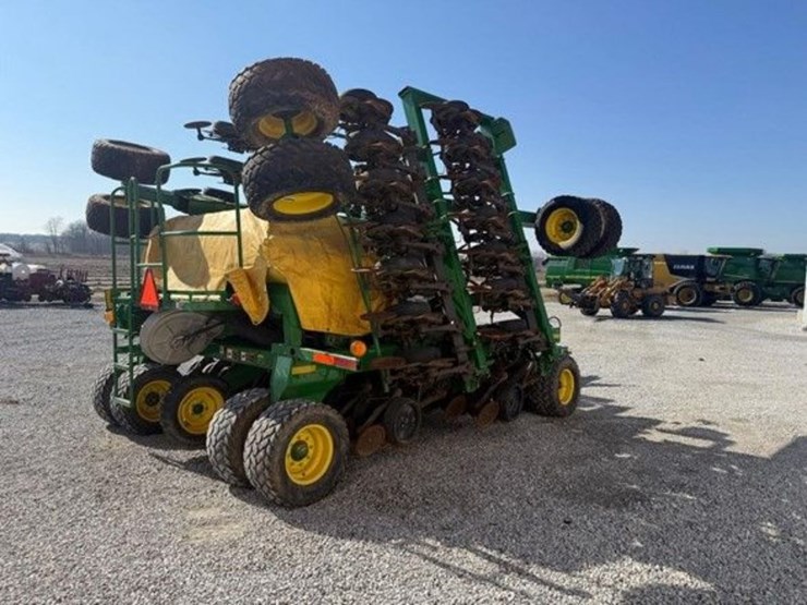 2010-john-deere-1990-image-6