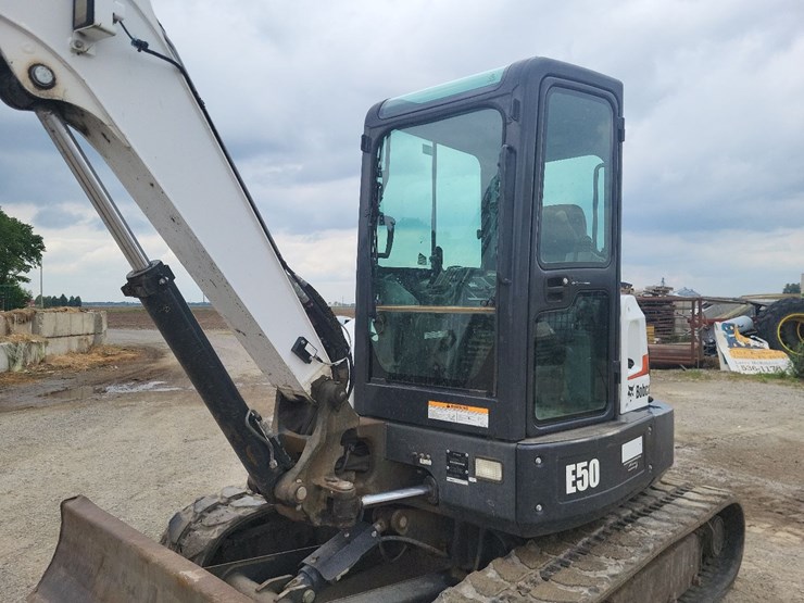 bobcat-e50-image-14