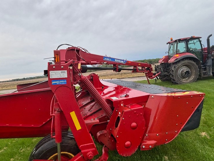 2016-new-holland-313-image-4