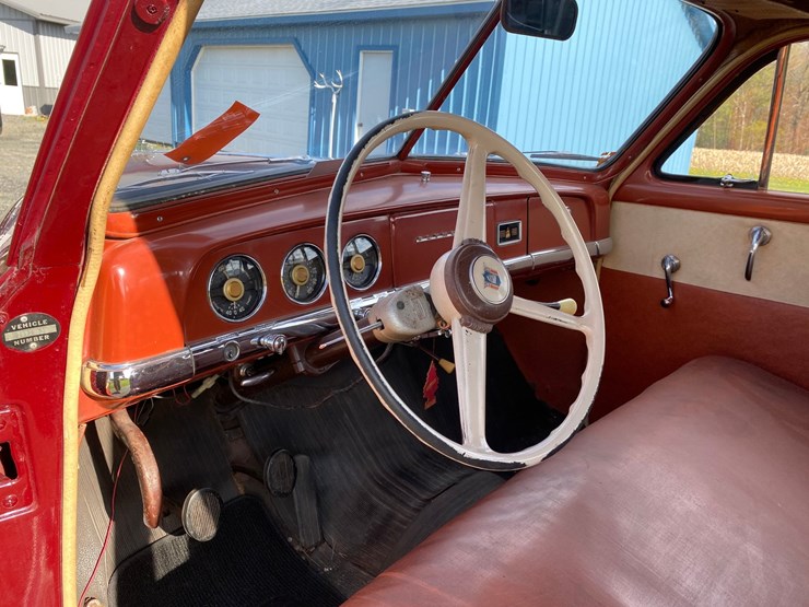 #108-•-1949-plymouth-suburban-deluxe-(has-wi-title)-(cadott,-wi)-image-30