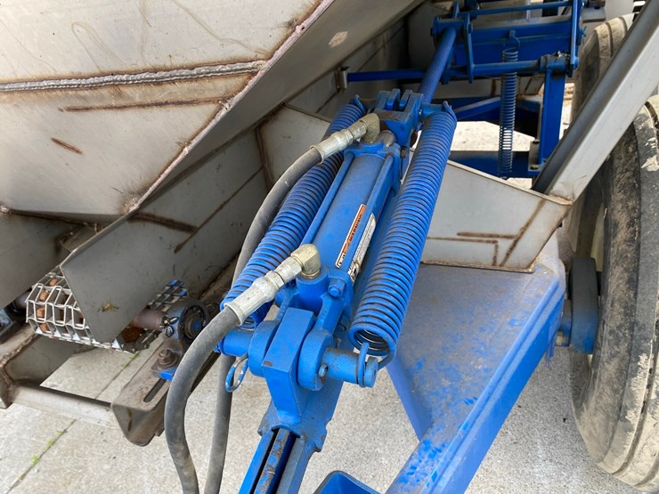 doyle-fertilizer-spreader-image-20