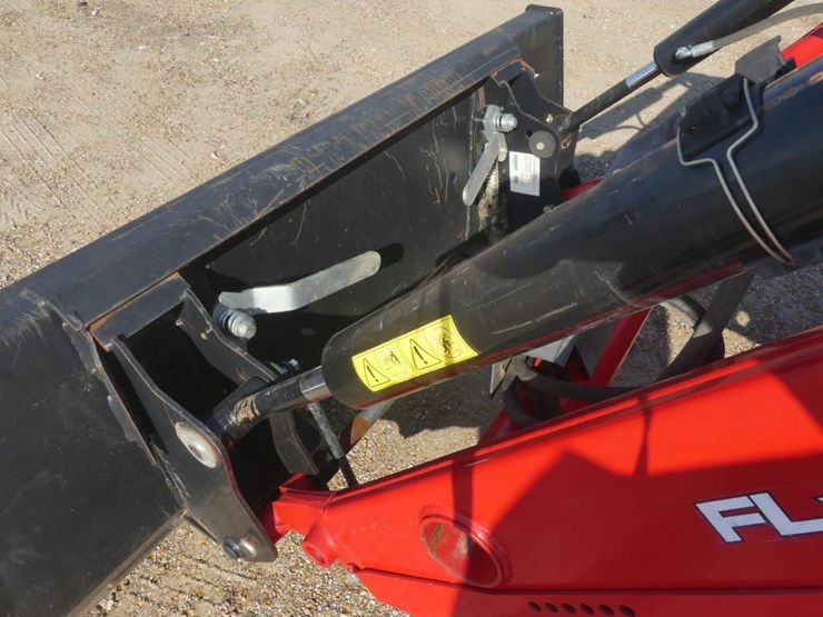 massey-ferguson-2860e-image-8