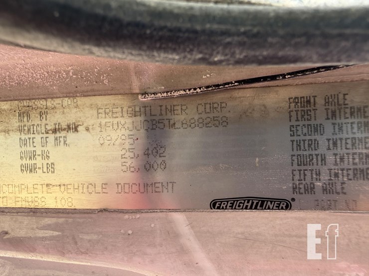 1995-freightliner-fl80-image-23