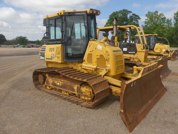 2017-komatsu-d39px-24-image-2
