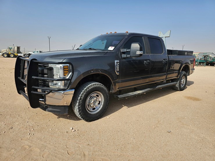2018-ford-f250-image-1