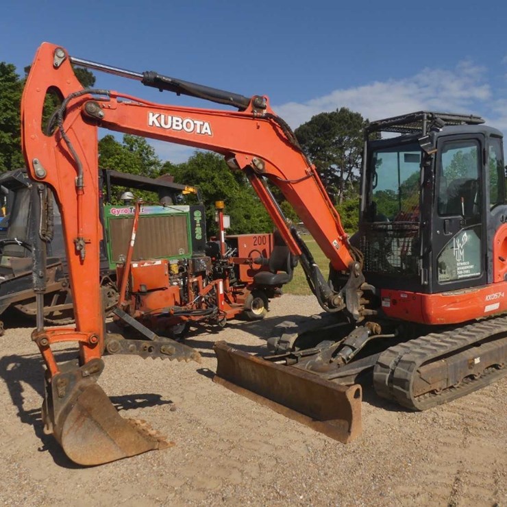 2017 KUBOTA KX057-4