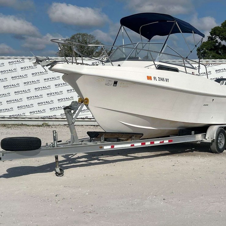 1995 Aquasport Explorer 225 23ft Boat w 21ft T/A Boat Trailer