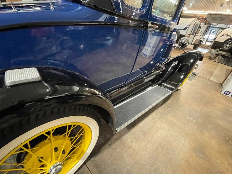 1928-ford-model-a-image-42