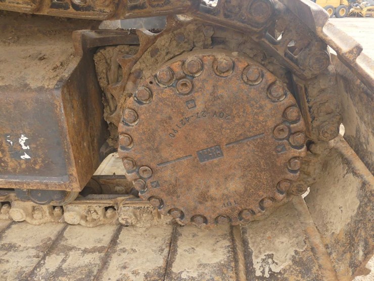 2016-komatsu-pc210-lc-11-image-9