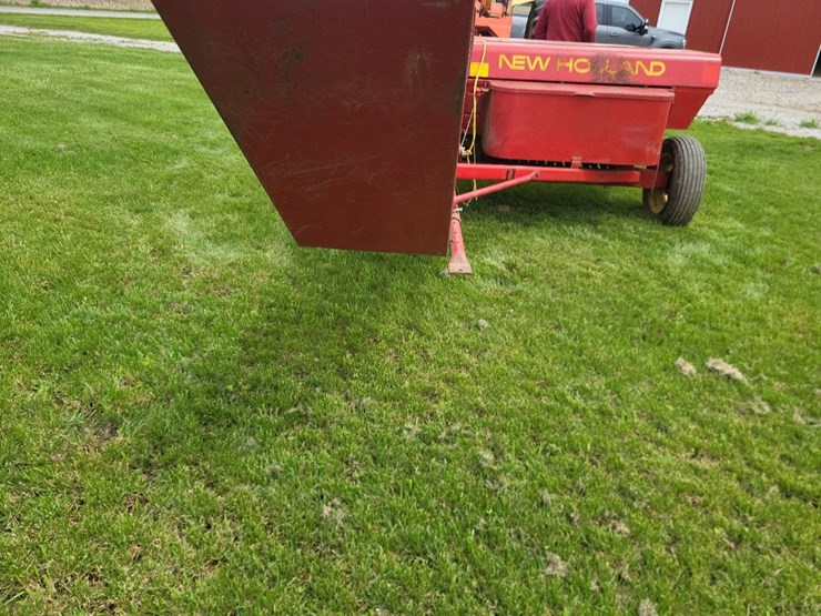 new-holland-273-image-24