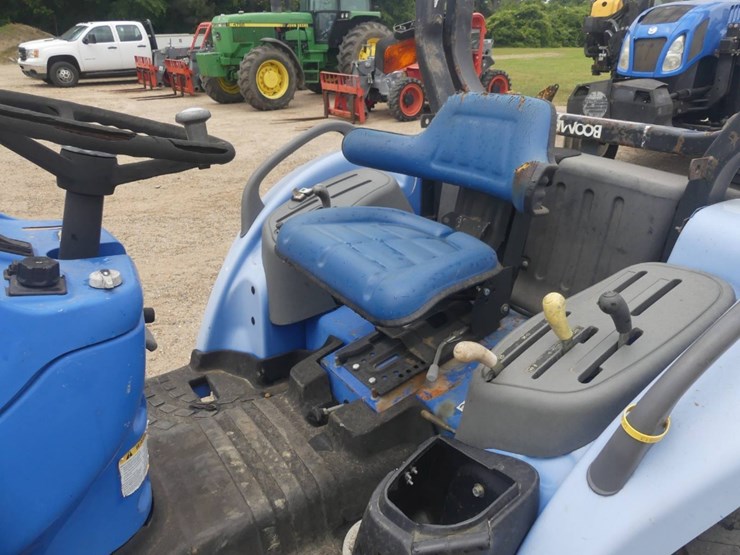 new-holland-tc45da-image-12