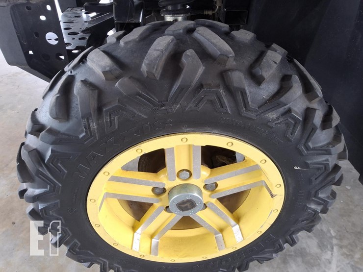 2022-john-deere-gator-xuv-835e-image-8