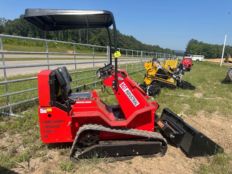 #20691-•-new-agt-sda-140t-mini-skid-steer-image-1