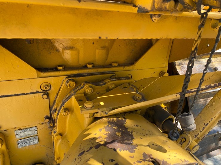 caterpillar-d4-image-22
