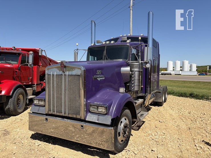 2005-kenworth-w900-image-5