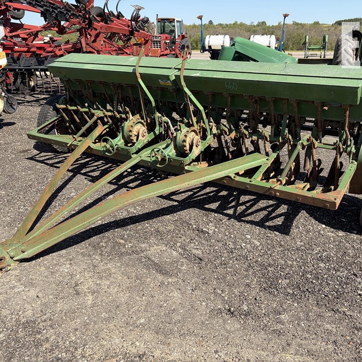 JOHN DEERE 660