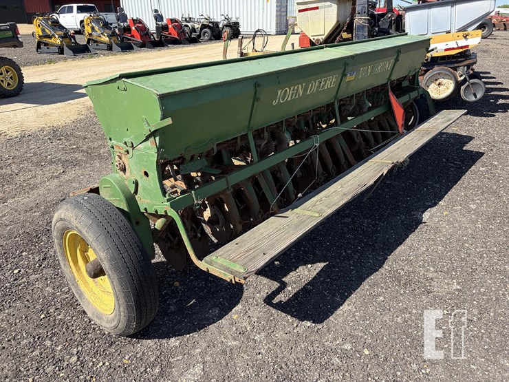 john-deere-660-image-2