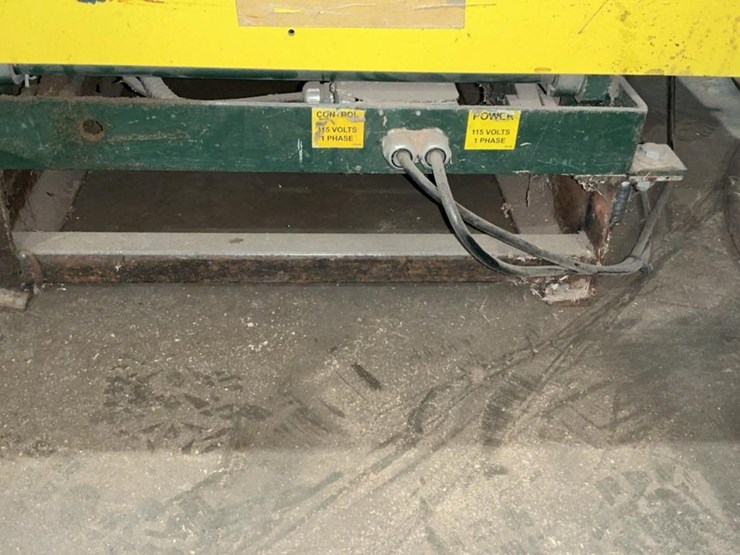 #160-•-scissor-lift-image-5