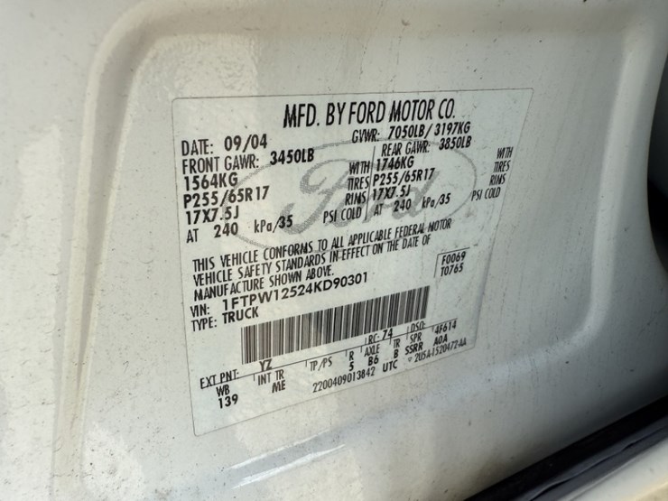 2004-ford-f150-image-10