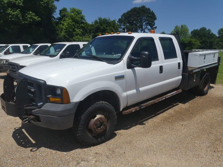 2006-ford-f350-image-1
