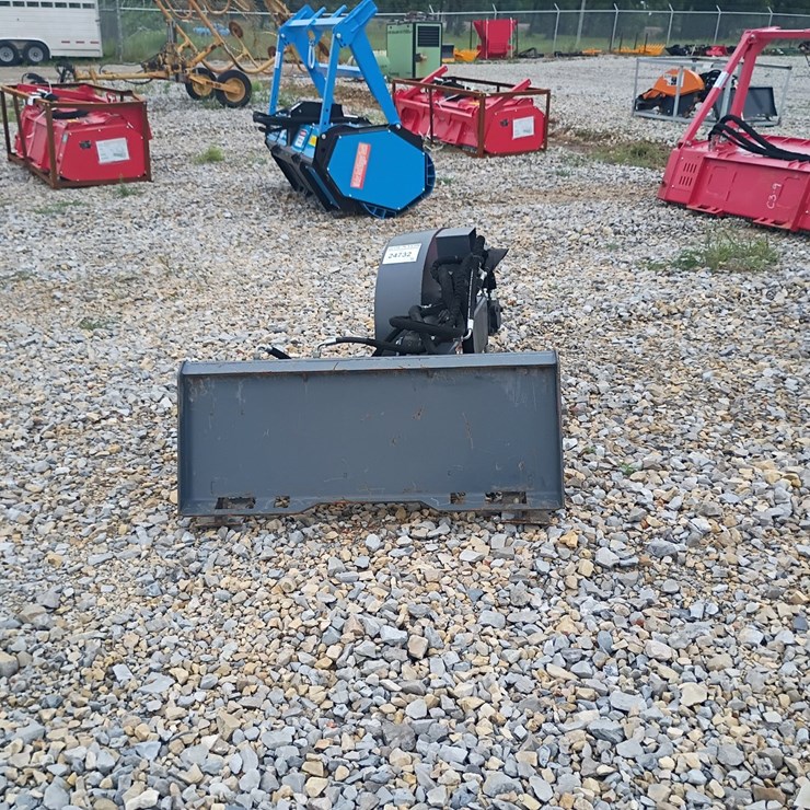 #24732 • Handy Skid Steer Stump Grinder