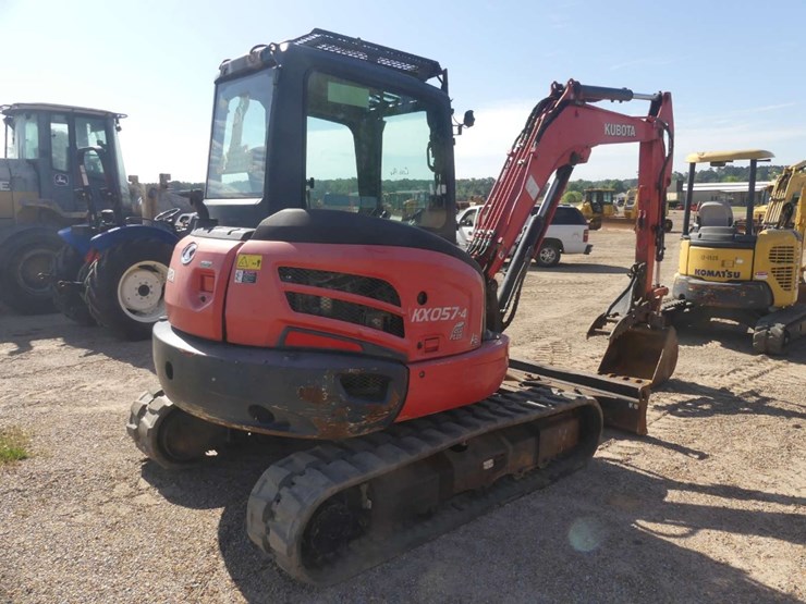 2017-kubota-kx057-4-image-3
