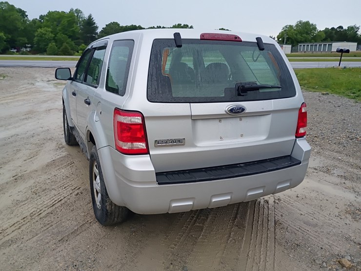 2008-ford-escape-image-6