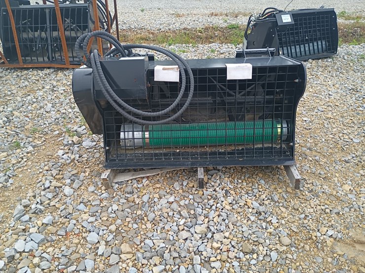 #24728-•-future-skid-steer-mixing-bucket-image-1