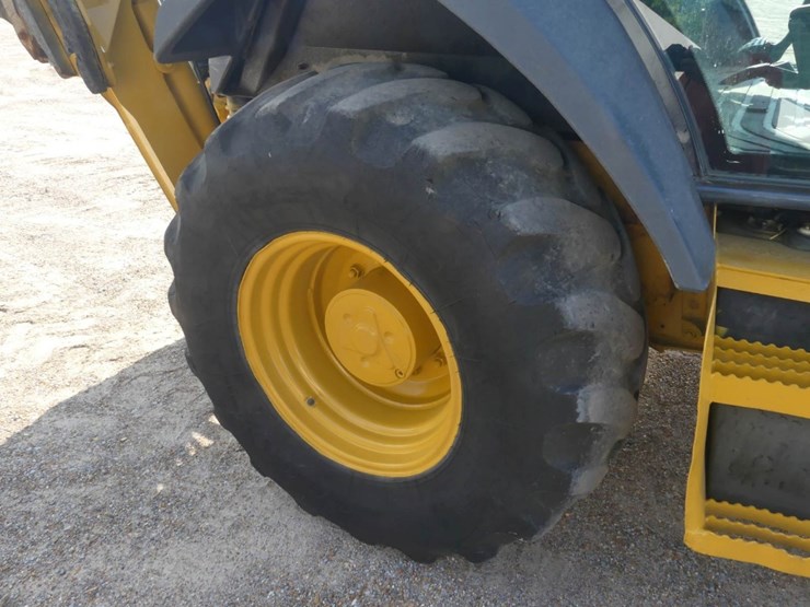 2013-deere-310k-image-12