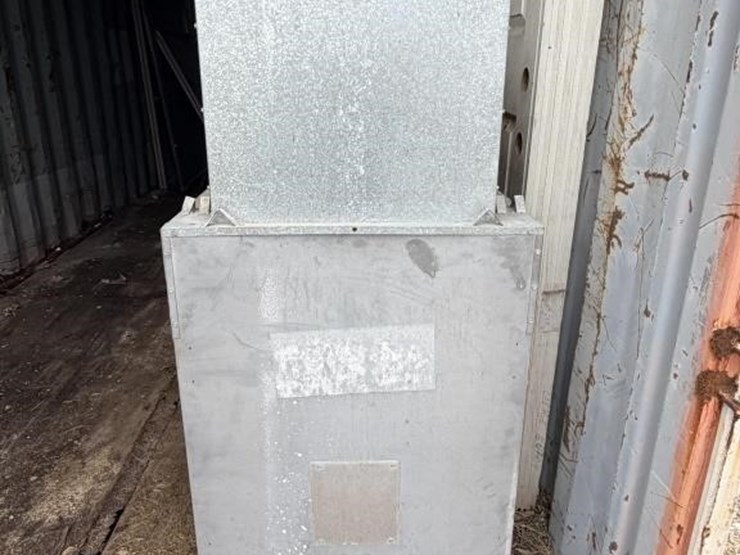 l2---contents-of-conex-image-4
