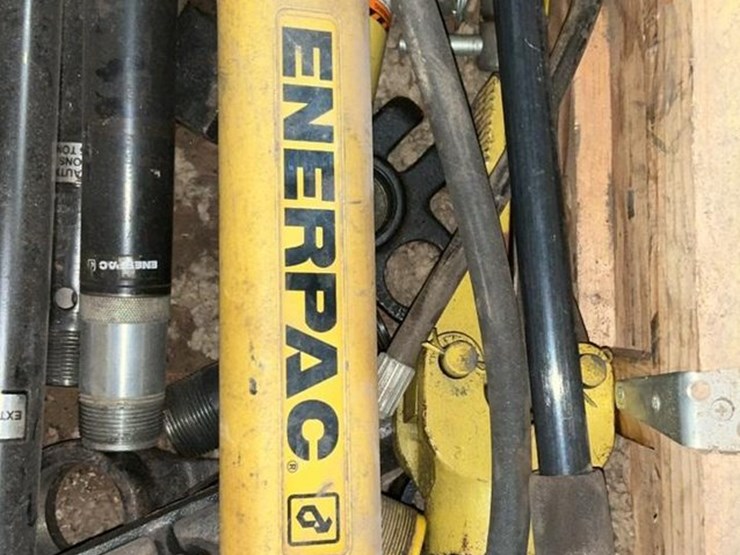#104-•-enerpac-p-392-hydraulic-ram-image-8