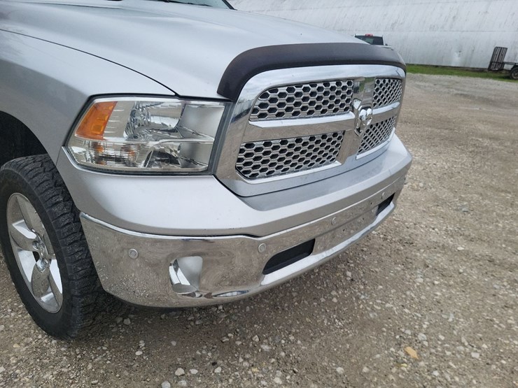 2014-dodge-1500-image-8