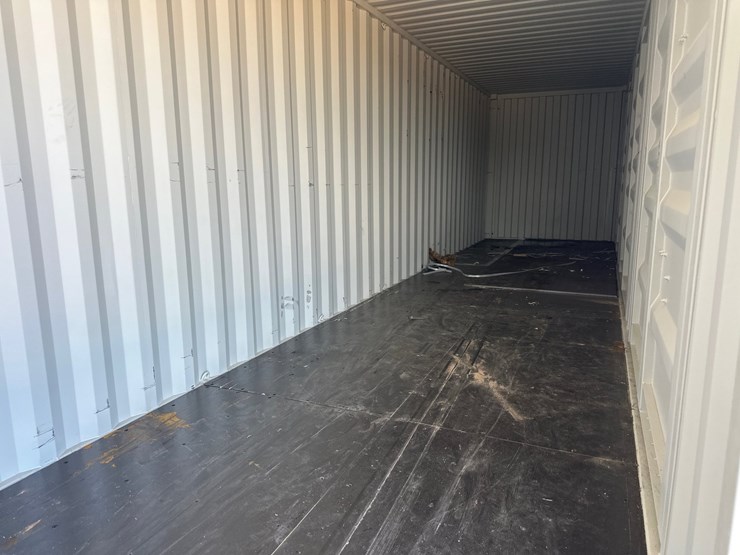 #20631-•-40ft-container-image-4