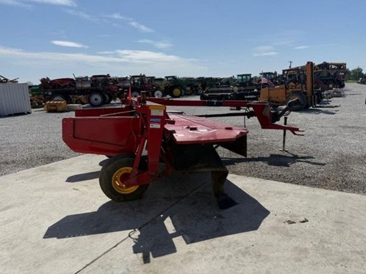 2015-new-holland-7230-discbine-image-42