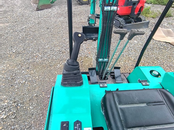 #24706-•-2025-agt-h15r-mini-escavator-image-8