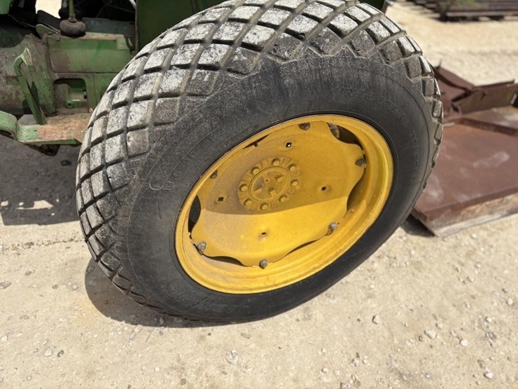 john-deere-1010-image-9