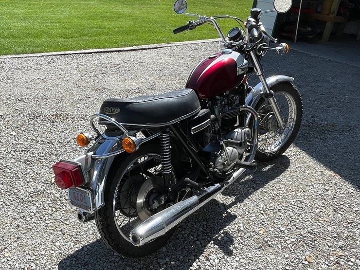 #136-•-1977-triumph-motorcycle-(has-wi-title)-(waupun,-wi)-image-5