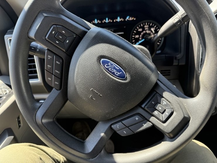 2018-ford-f150-xlt-image-26
