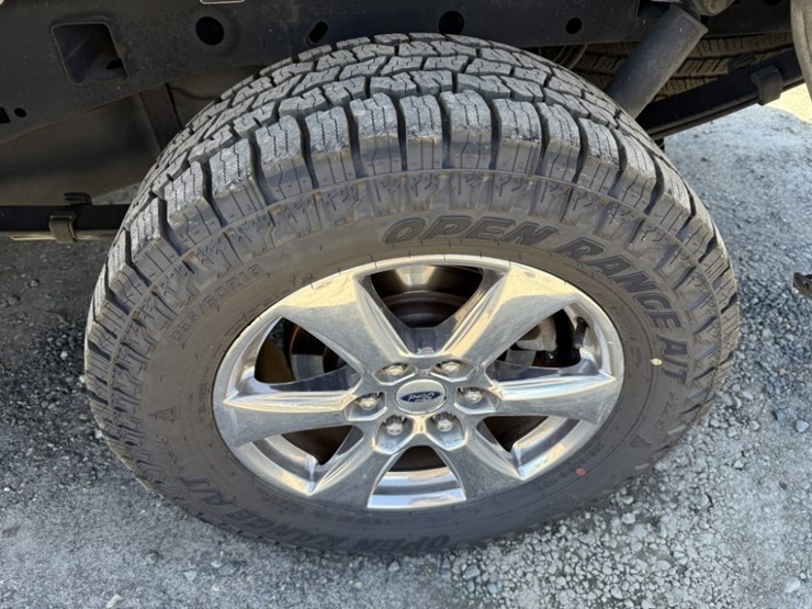 2018-ford-f150-xlt-image-18